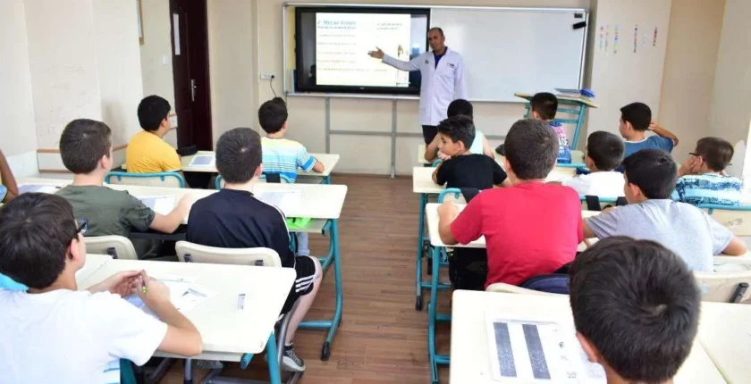 Genç KAYMEK kurslarına kayıtlar sürüyor Genç KAYMEK kurslarına kayıtlar sürüyor
