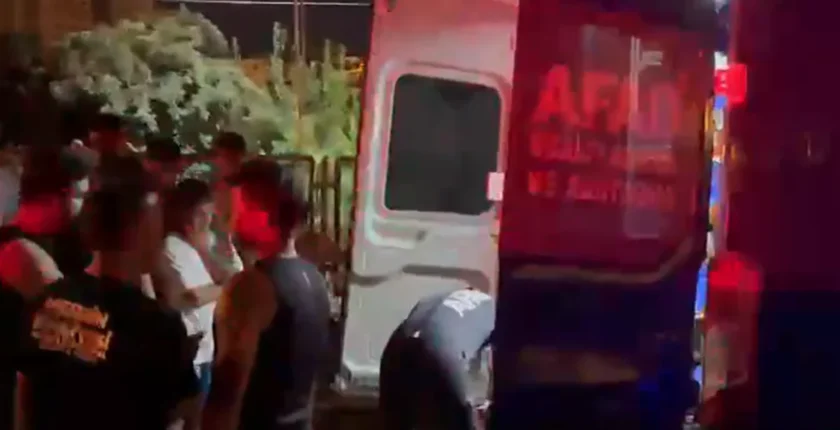 İki kardeş sulama kanalına düştü: 1 ölü, 1 ağır yaralı İki kardeş sulama kanalına düştü: 1 ölü, 1 ağır yaralı