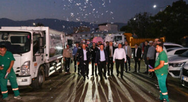 Bursa'da günün ilk ışıkları Osmangazi’nin emekçilerini aydınlattı