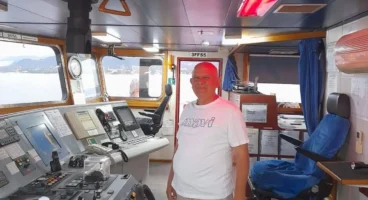 Kaptan ve 9 personel için umutlu bekleyiş