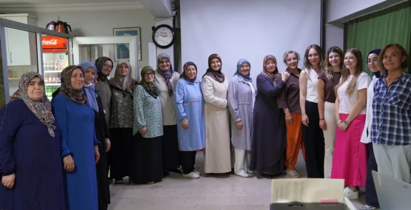 Keçiören’de kadınlara yönelik “İletişim Rehberi” semineri Keçiören’de kadınlara yönelik “İletişim Rehberi” semineri