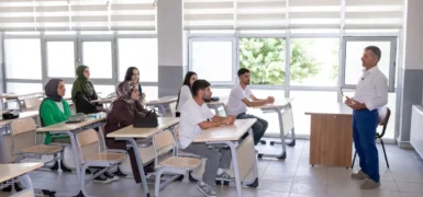 Malatya’da ücretsiz YKS kursuna katılan öğrencilerden büyük başarı