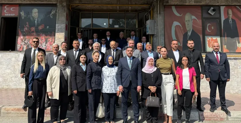 MHP Burdur’da yeni yönetimin görev dağılımı belli oldu MHP Burdur’da yeni yönetimin görev dağılımı belli oldu