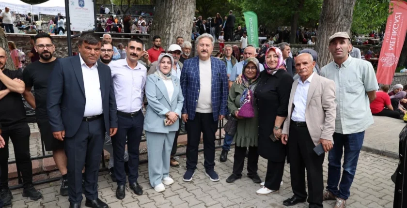 Mustafa Palancıoğlu pilav şenliğine katıldı