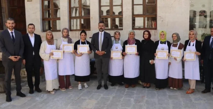 Unutulmaya yüz tutan Urfa lezzetleri genç kuşaklara aktarılıyor Unutulmaya yüz tutan Urfa lezzetleri genç kuşaklara aktarılıyor