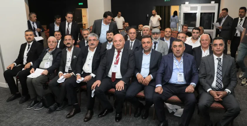 Van TSO heyeti Erivan'da: "Ticaretin milliyeti olmaz" Van TSO heyeti Erivan'da: "Ticaretin milliyeti olmaz"
