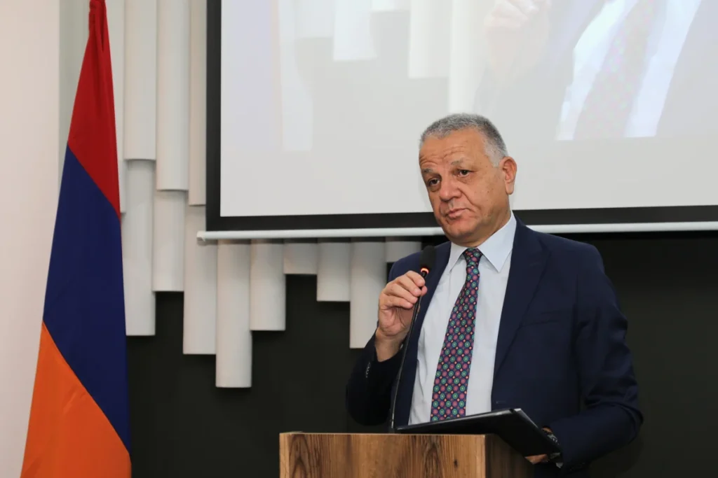 Van TSO heyeti Erivan'da: "Ticaretin milliyeti olmaz"